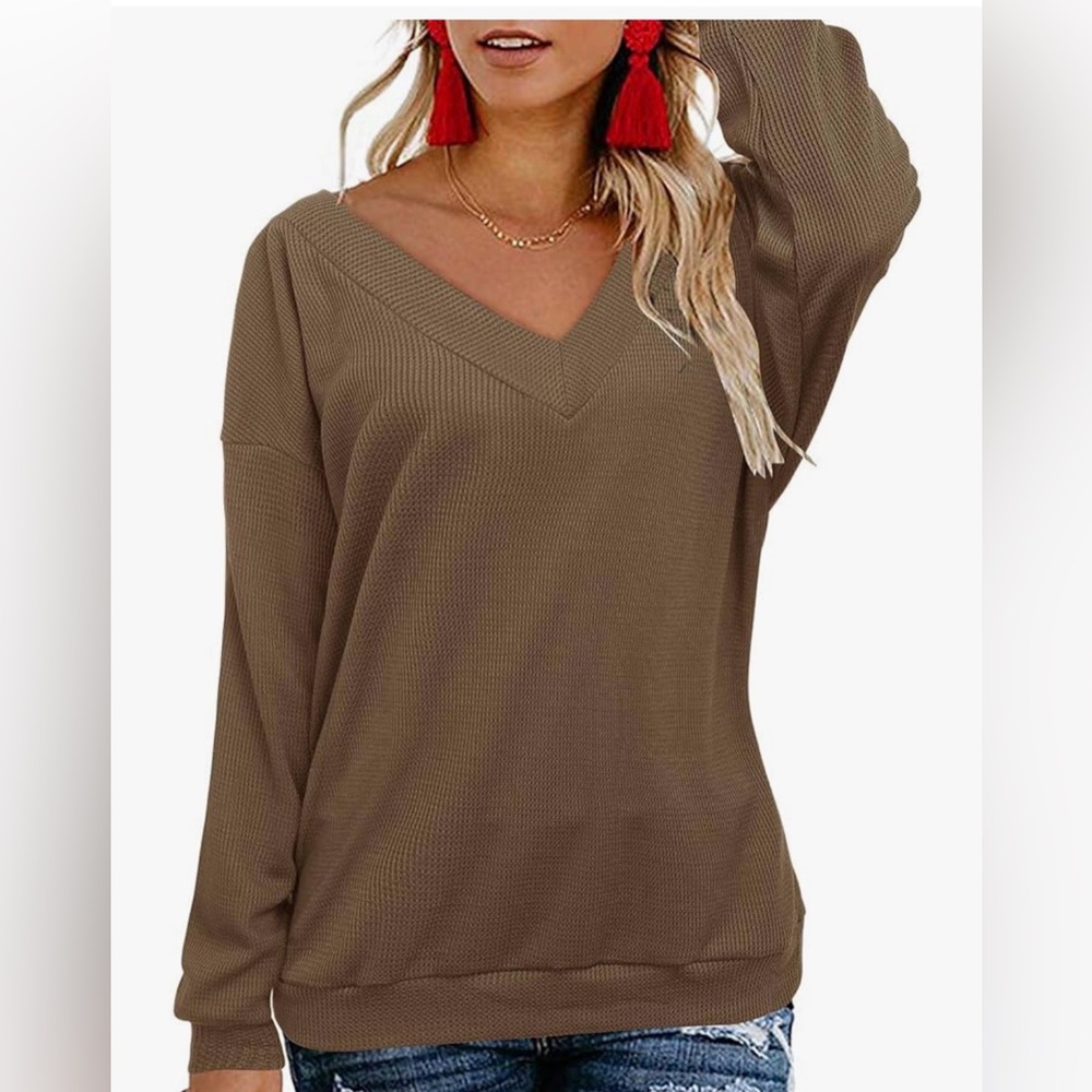 NWT. Ouges. Tie Back V Neck Waffle Knit Top. Brow… - image 3